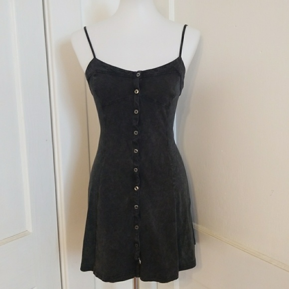 American Eagle Outfitters Dresses & Skirts - American Eagle Outfitters Spaghetti Strap Dress